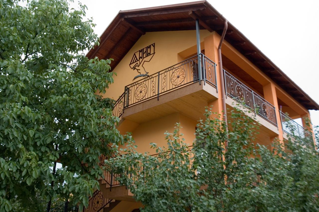 Turul Hotel Берегово Екстериор снимка
